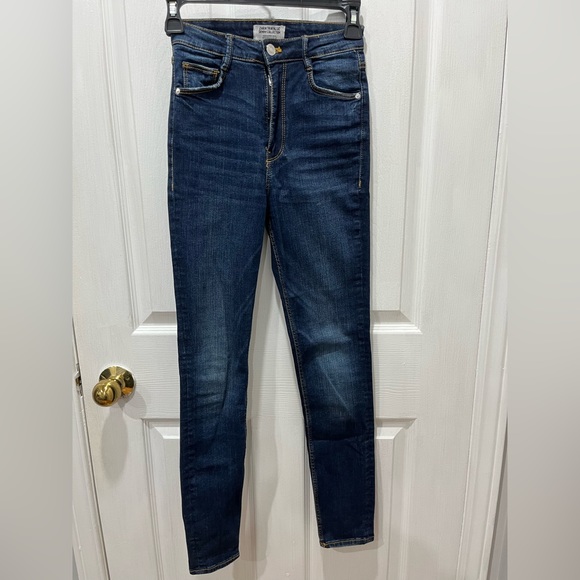 2 pairs of zara skinny jeans - Picture 5 of 8